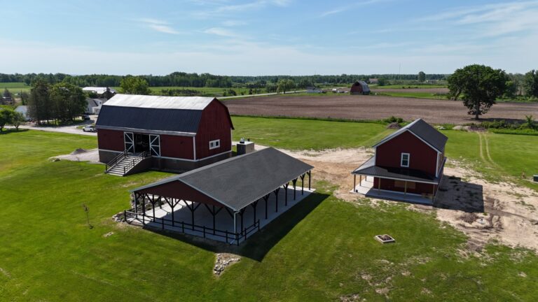 Timber Rose Wedding Barn Michigan Photo